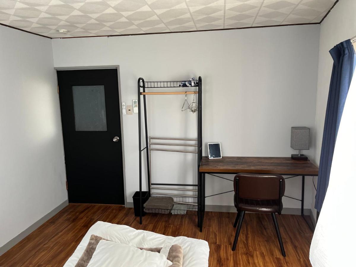 Guesthouse紫雲 Kanonji Bagian luar foto